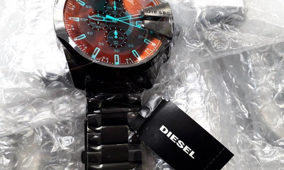 2021-3-2-832hodinky Diesel .jpg